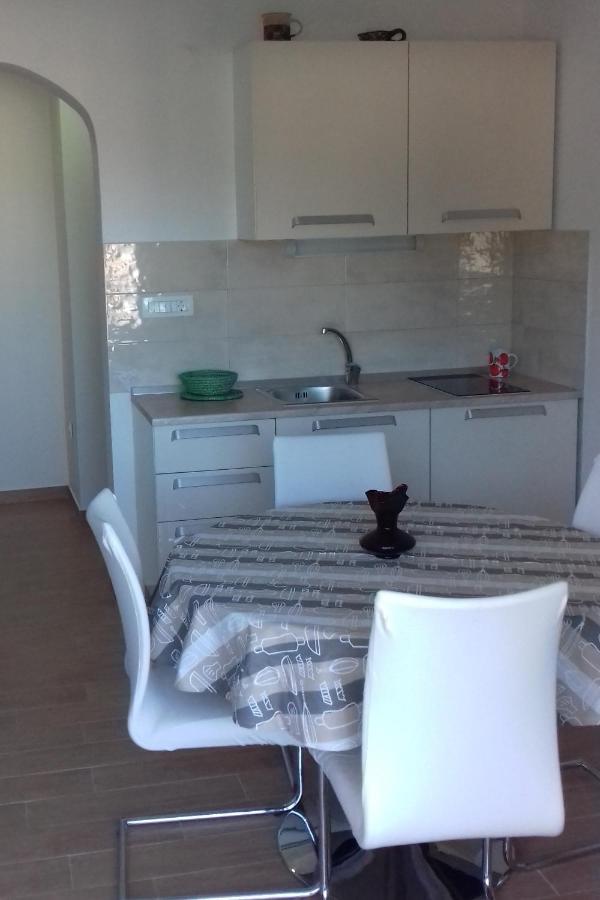 Apartments By The Sea Basina, Hvar - 11817 Vrbanj Εξωτερικό φωτογραφία